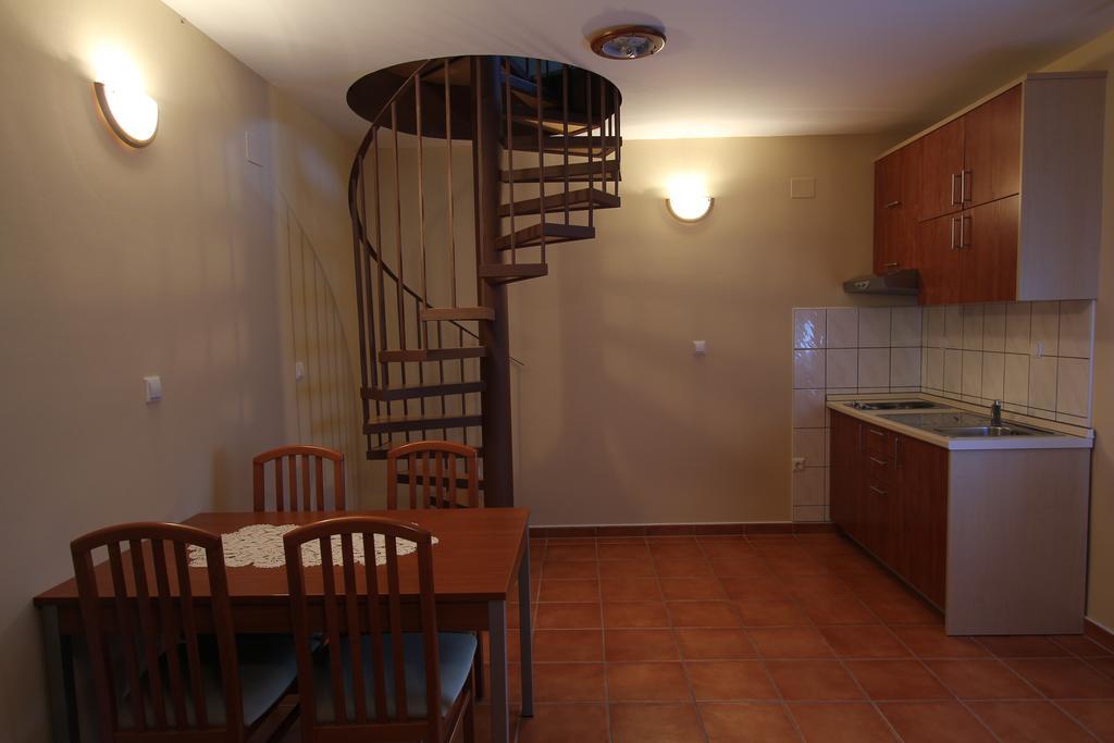 Apartments Villa Ceres Klek Exterior photo